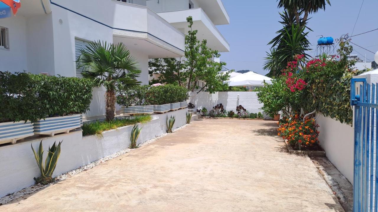 Hotel Vila Ali Ксамил Экстерьер фото